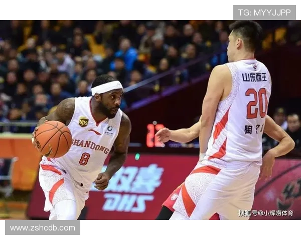 武汉羽毛球队在世锦赛积分榜上以93分稳居第一名展现强劲实力 武汉羽毛球队在世锦赛积分榜上以93分稳居第一名展现强劲实力